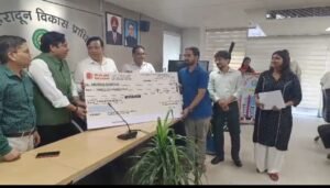 MDDA Dehradun: एमडीडीए की मैस्कॉट डिज़ाइन एवं स्लोगन प्रतियोगिता-2026 के विजेता सम्मानित